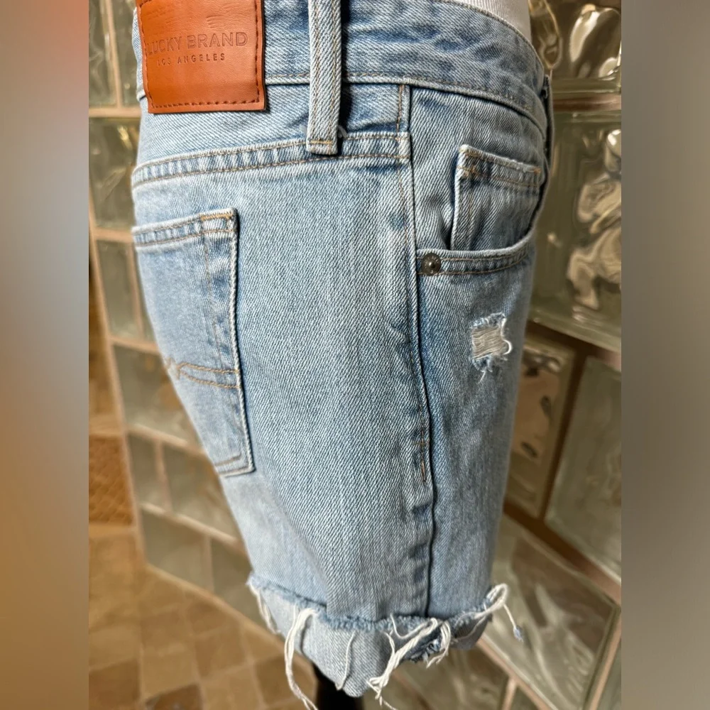 LUCKY Brand Button-Fly Boyfriend Jean Shorts Women’s Size 4/27